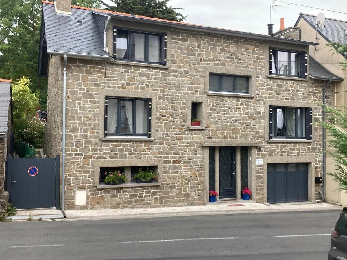 Privatunterkunft Ferienwohnung Ginger Cancale